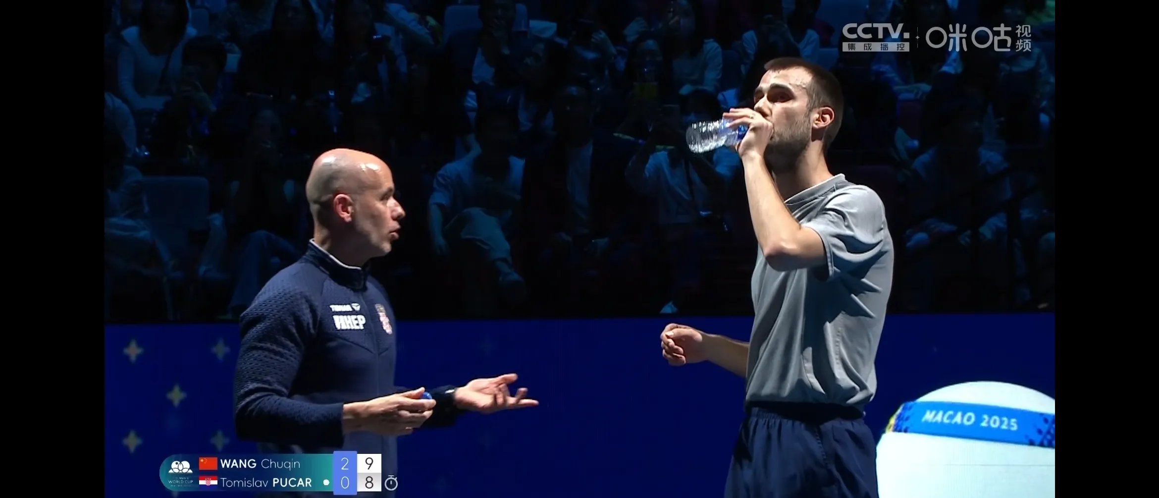 东契奇在DWG比赛中反败为胜，大比分获胜引发热议！赛场气氛高涨(东契奇60加三双回放)