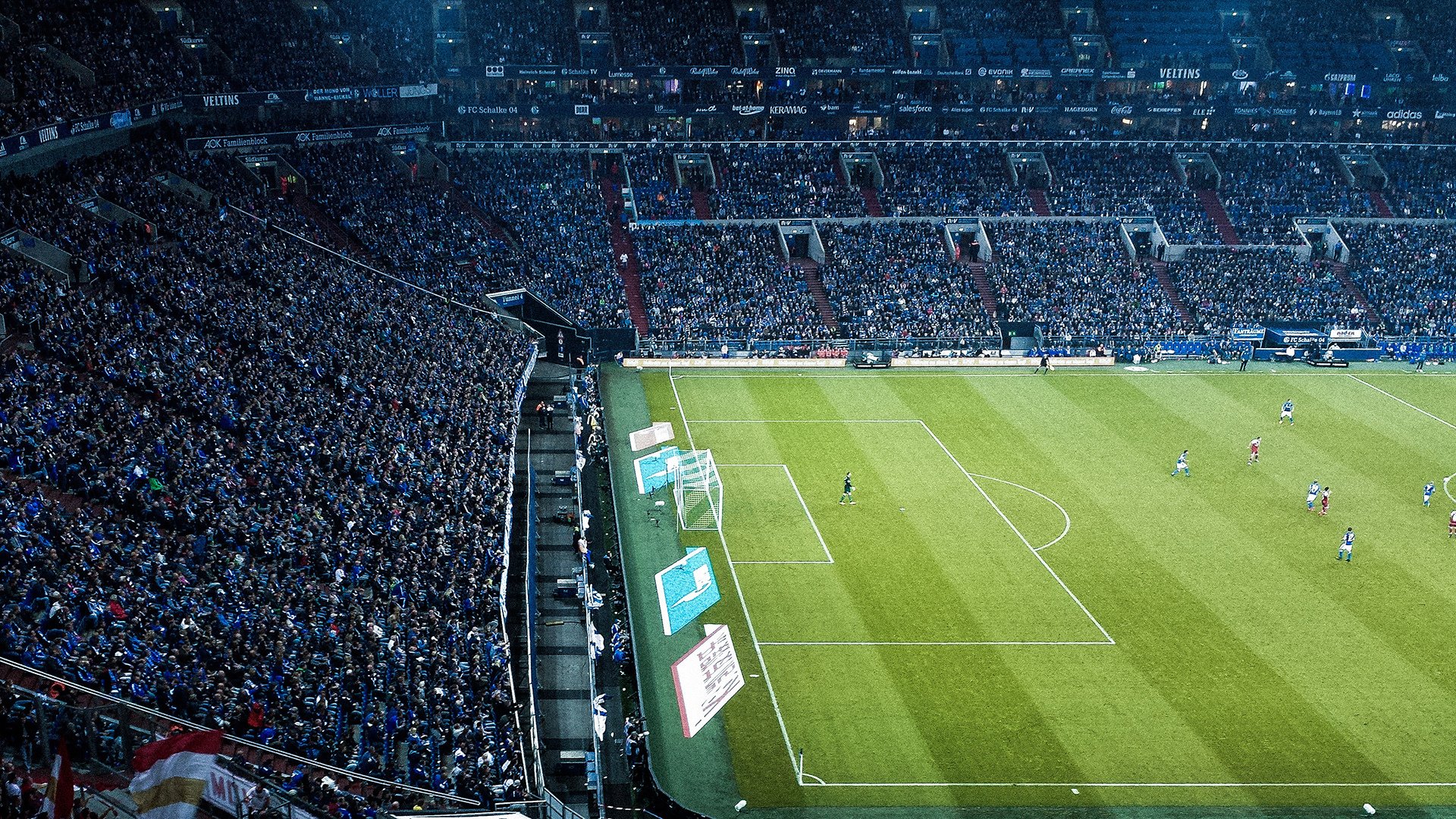 MAD前途光明！穆古鲁扎新星爆冷表现突出赛场气氛高涨