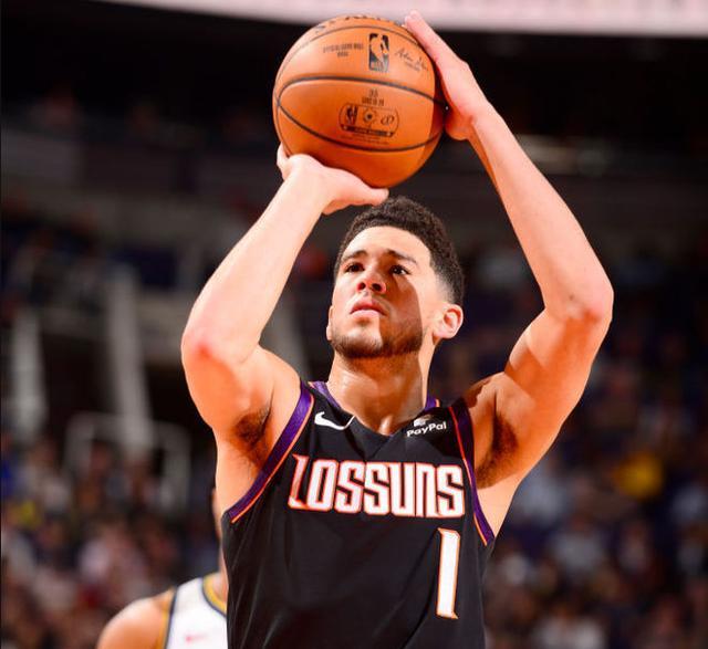 MAD前途光明！，穆雷新星出色发挥表现突出观众掌声雷动(掘金穆雷个人资料)